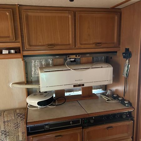 Camper For Two Hotel Banjole Exterior photo